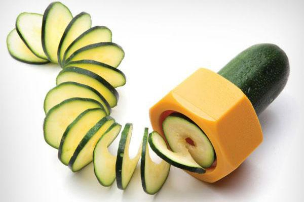 ds37750227_krajec_na_okurky_cucumber_slicer_1