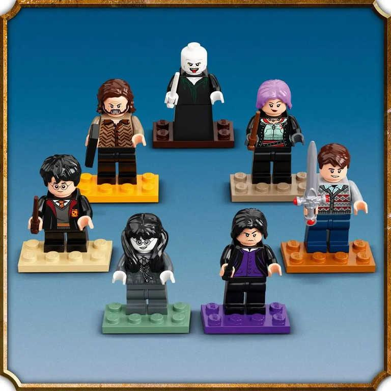 ds46433325_lego_harry_potter_adventni_kalendar_rozkladaci_s_herni_plochou_76404_2