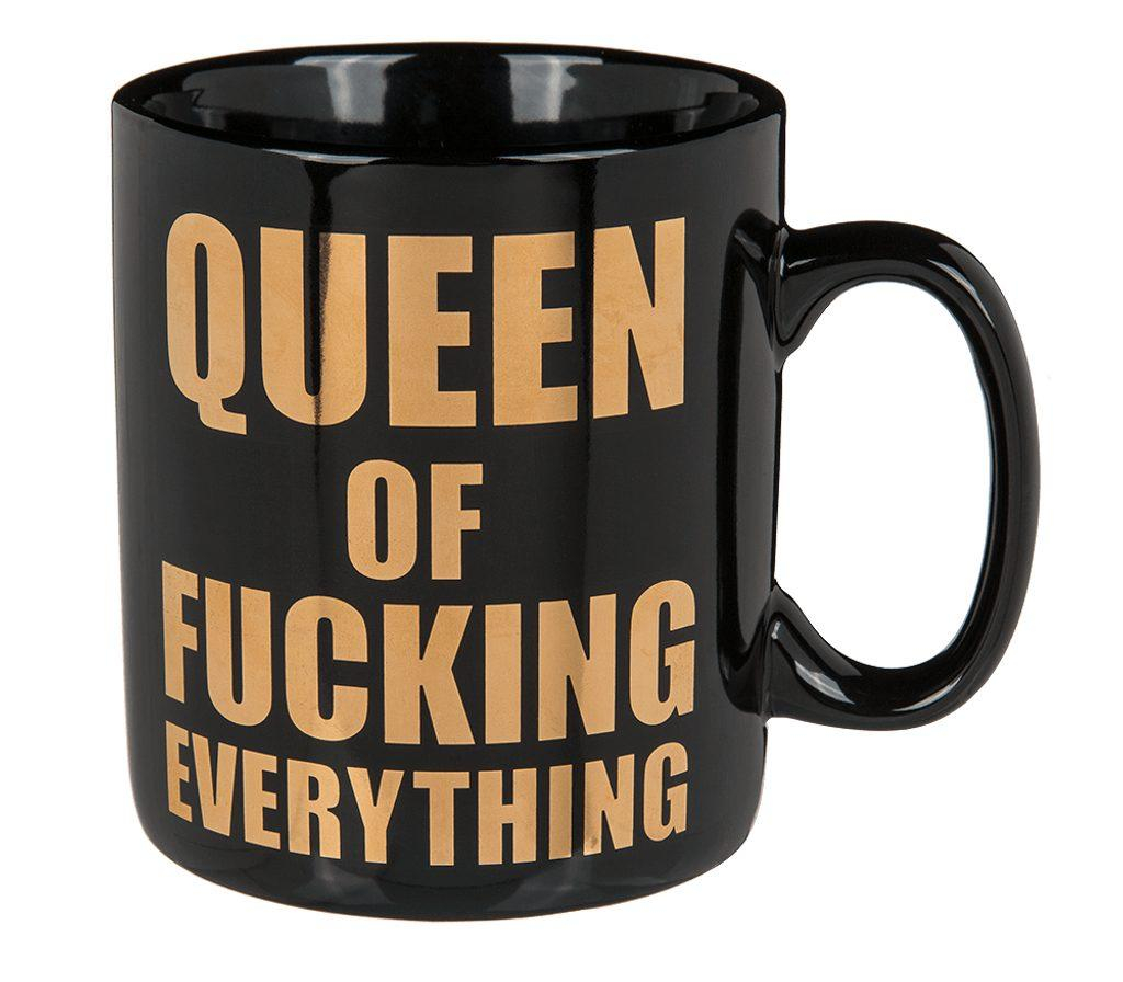 ds85715412_hrnek_s_humornym_napisem_queen_of_fucking_everything_1