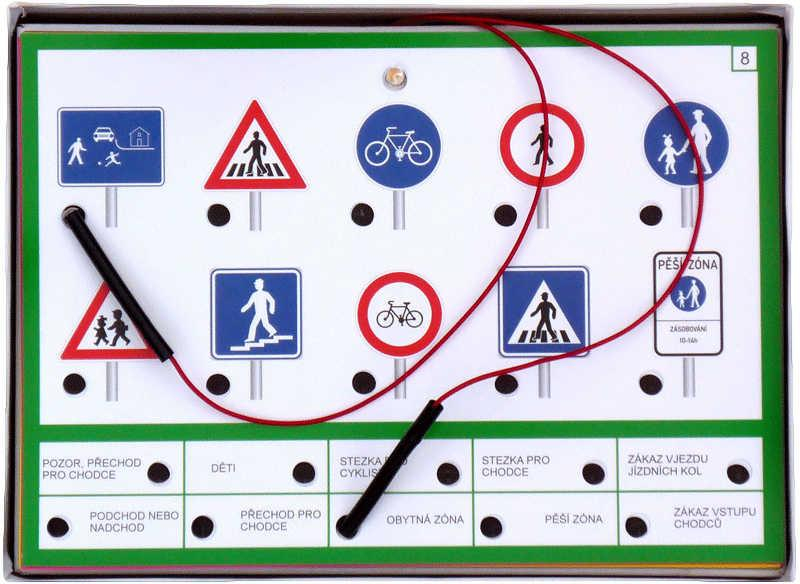 ds95201498_svoboda_elektronicka_hra_dopravni_znacky_4